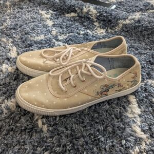 Disney x TOMS Women's Carmel Canvas Cinderella Gus Jaq Shoe, Size 6